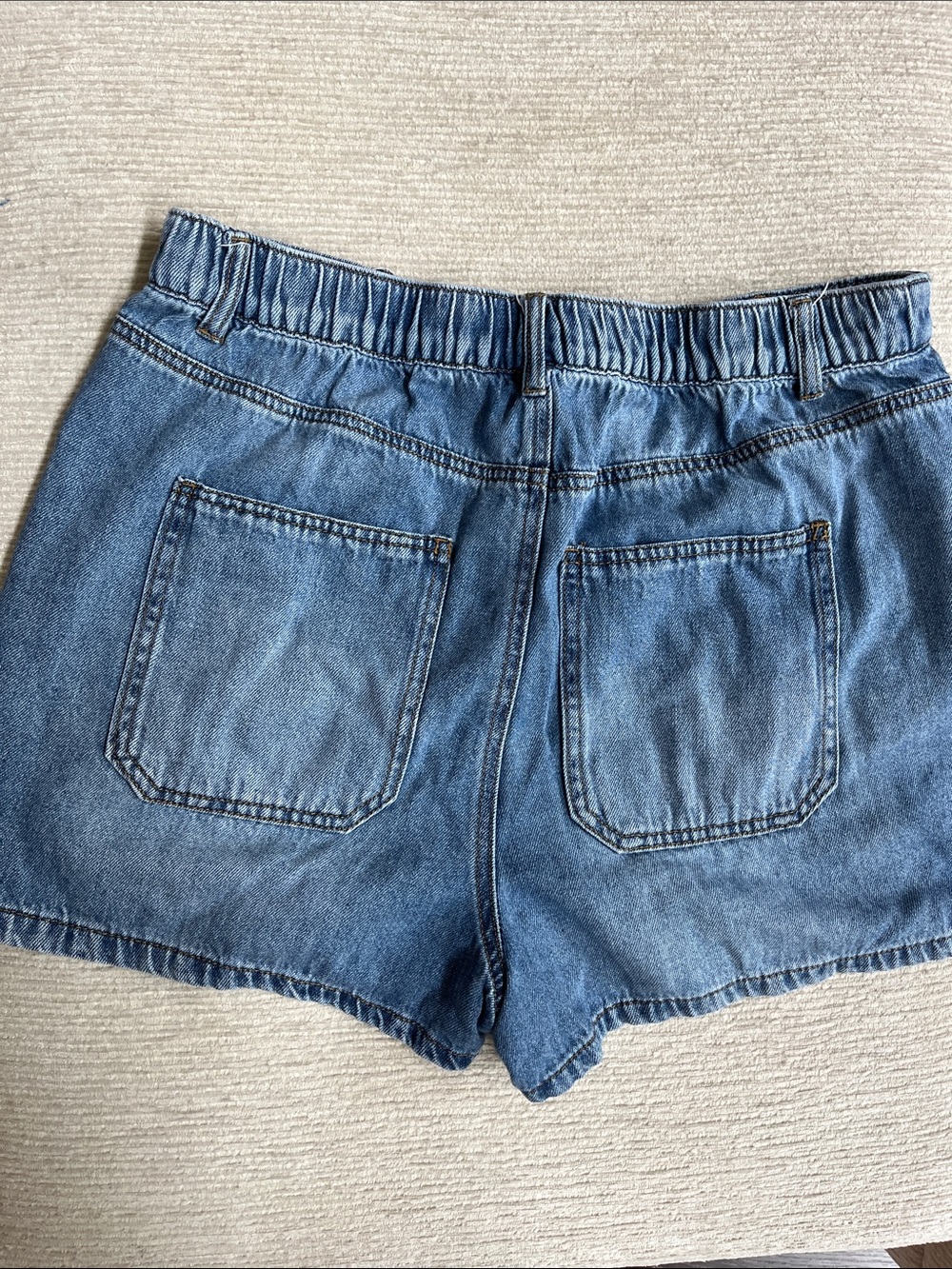 Kensie Jeans Shorts - Picture 2 of 5